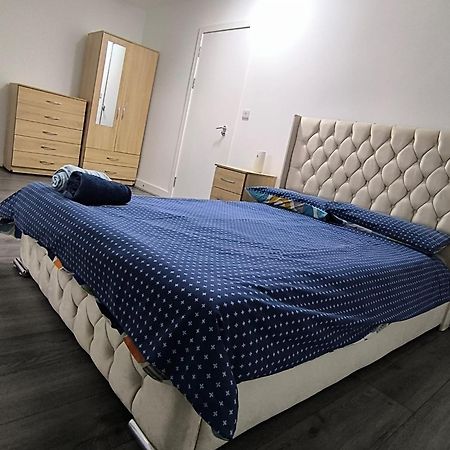 Spacious Full Home - Perfect For Families & Groups 올드베리 외부 사진