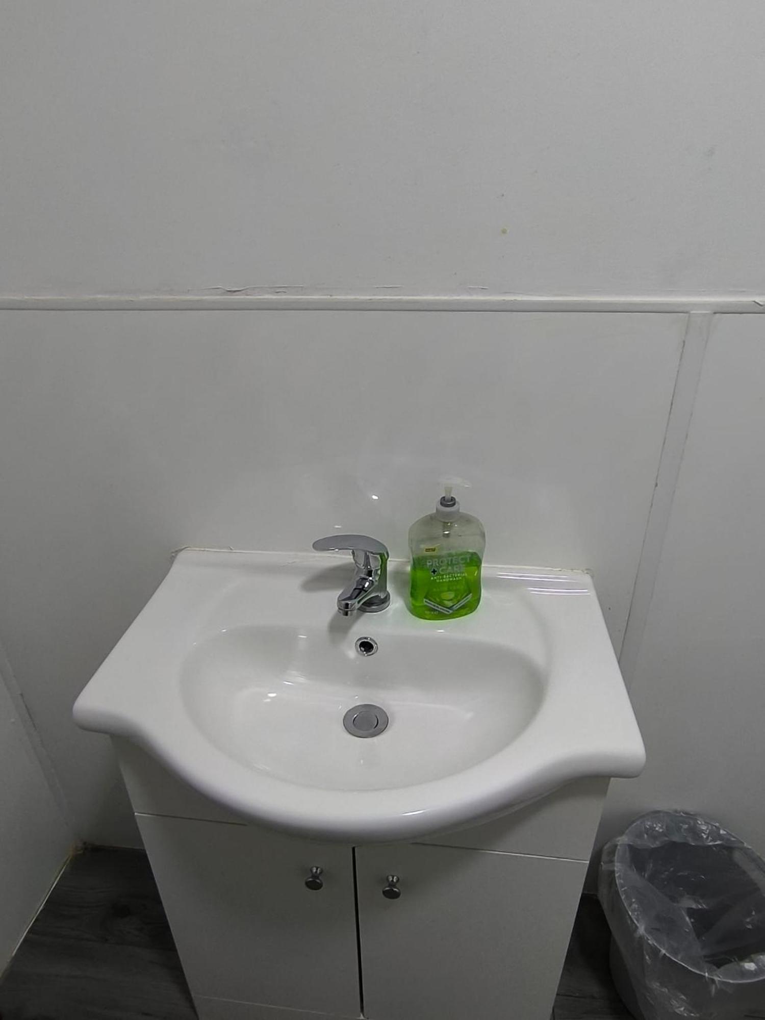 Spacious Full Home - Perfect For Families & Groups 올드베리 외부 사진